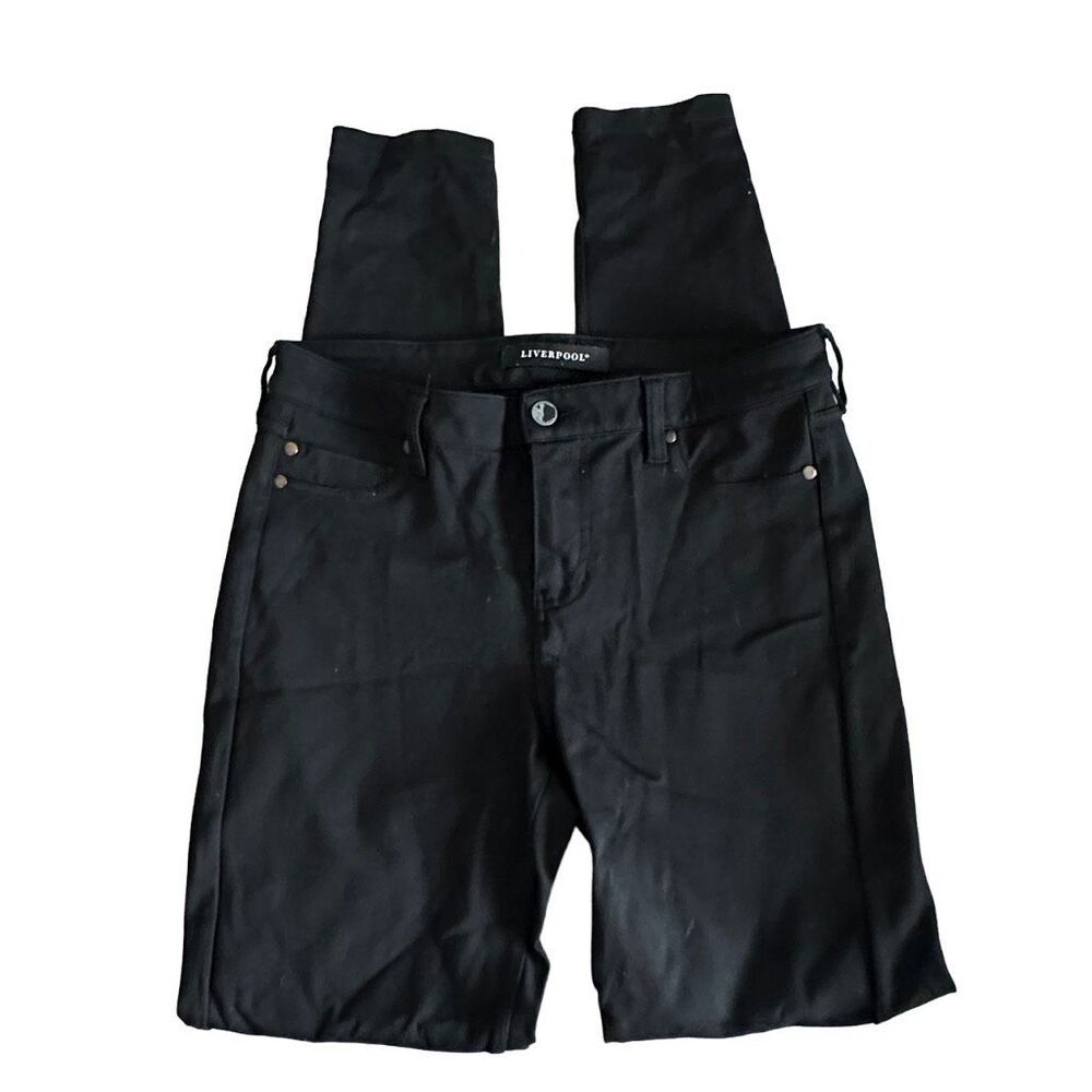 Fantastic black leggings by Liverpool